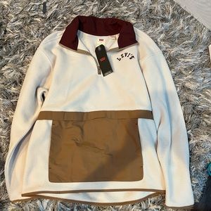 Levi’s fuzzy collared jacket